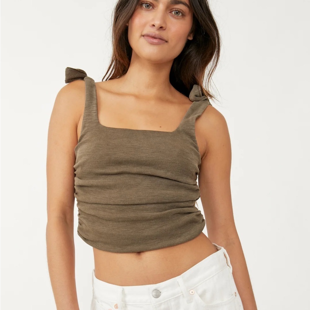Free People Boulevard Tank size S. It’s stretch can be a Medium. Lined, green